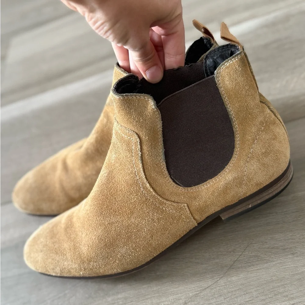 Trail Tan Suede Men's Chelsea Boots size 41